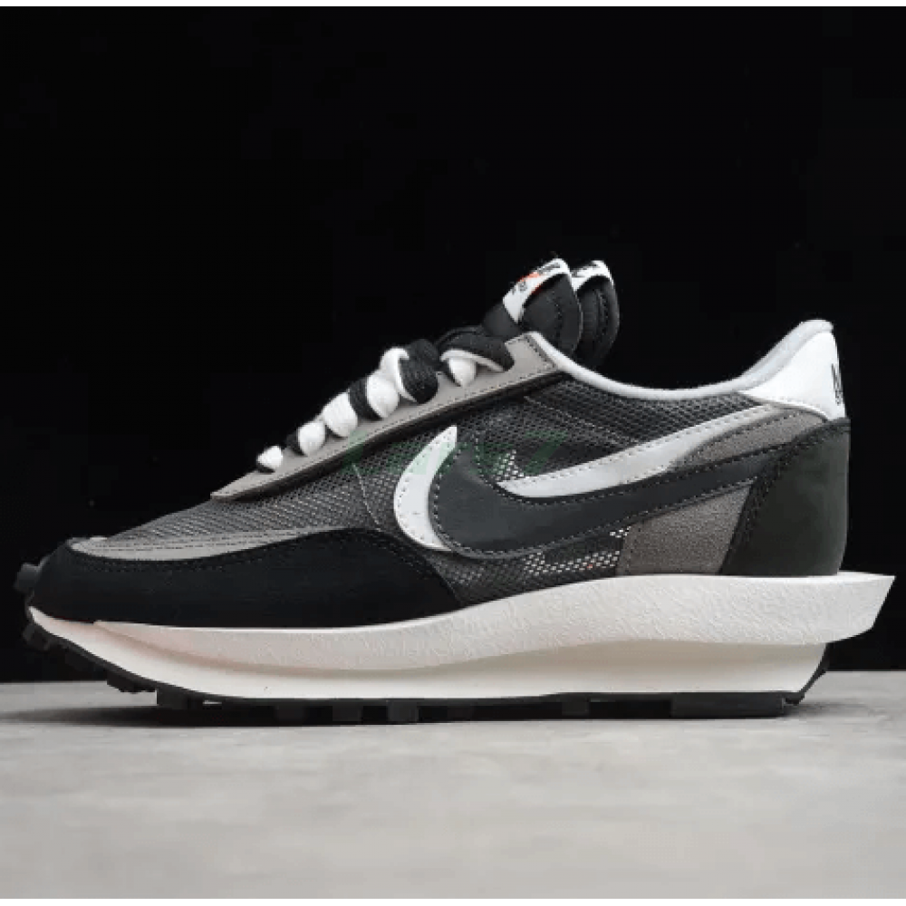 Nike LDWaffle Sacai Negro/Antracita-Blanco