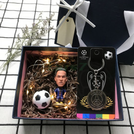 Conjunto de Muñeco tres piezas regalo Fútbol Beckham/Mbappé 